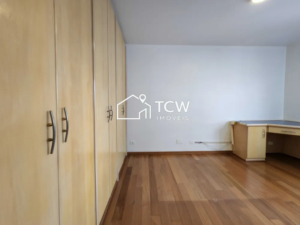 Apartamento, 4 quartos, 207 m² - Foto 1