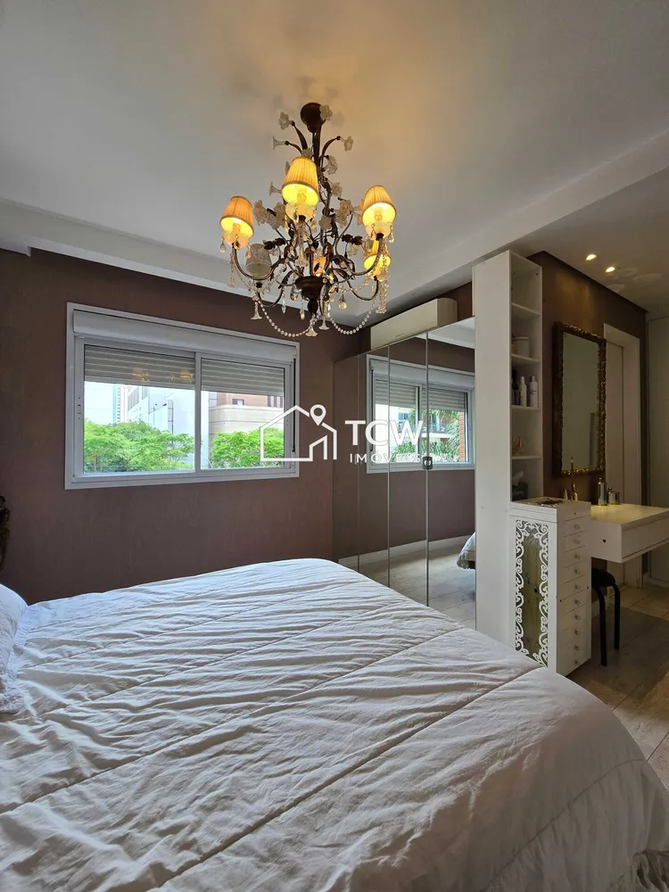 Apartamento, 3 quartos, 168 m² - Foto 2
