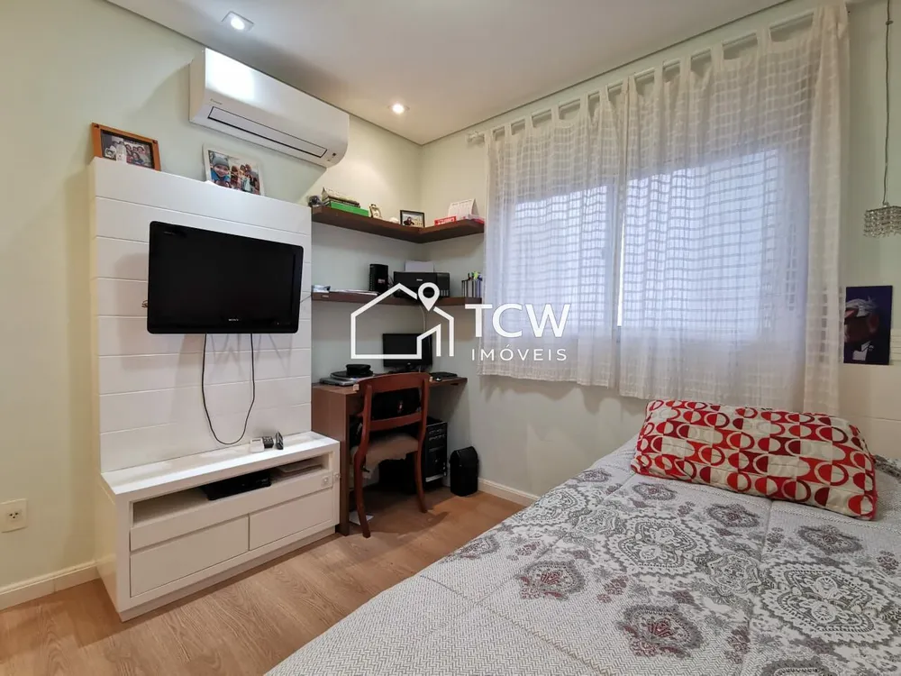 Apartamento, 3 quartos, 216 m² - Foto 6
