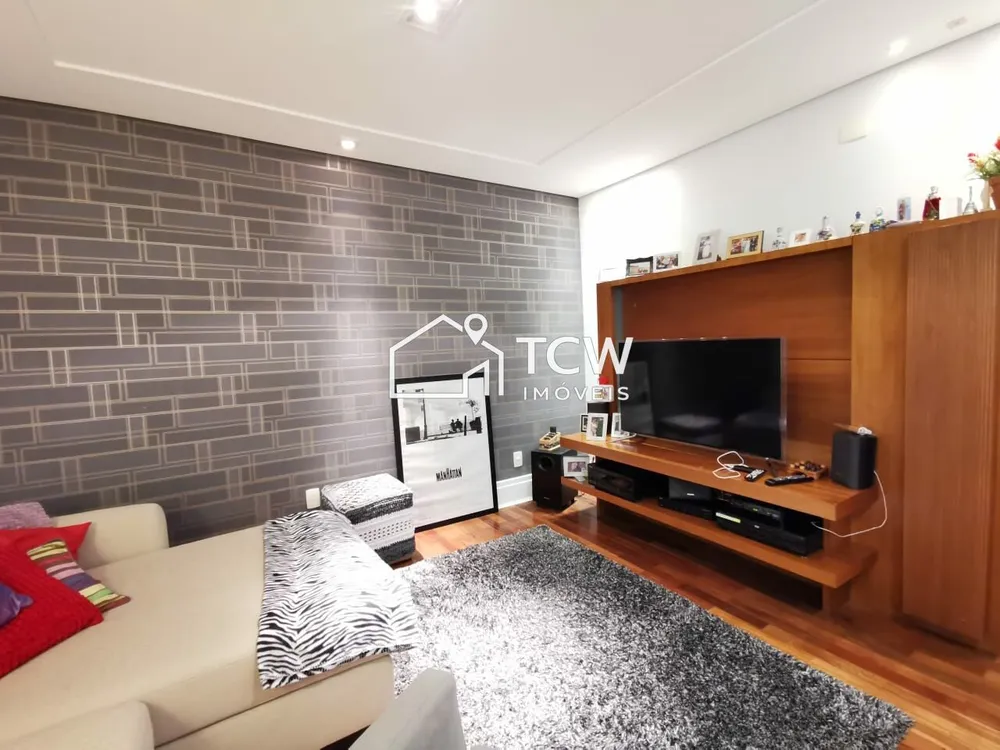 Apartamento, 3 quartos, 216 m² - Foto 2