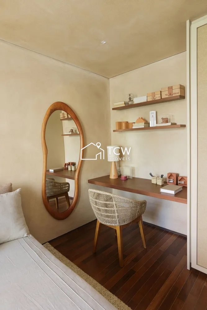 Apartamento, 3 quartos, 183 m² - Foto 1