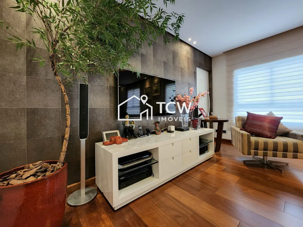 Apartamento, 4 quartos, 210 m² - Foto 1