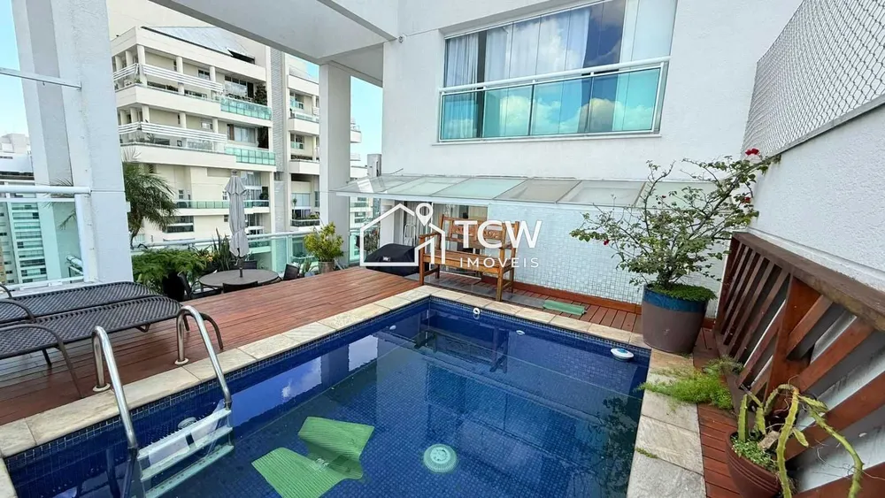 Cobertura, 3 quartos, 258 m² - Foto 1