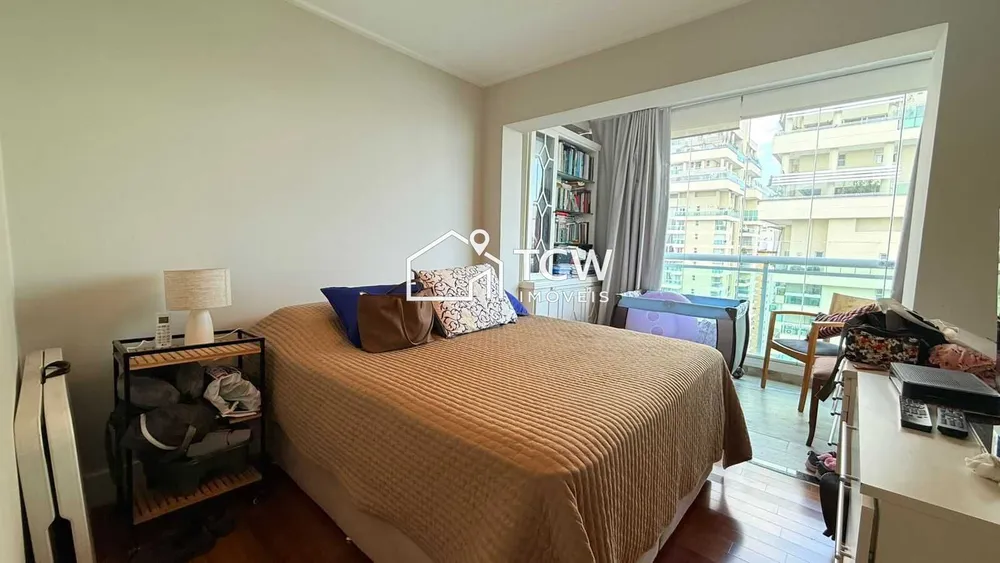 Cobertura, 3 quartos, 258 m² - Foto 4