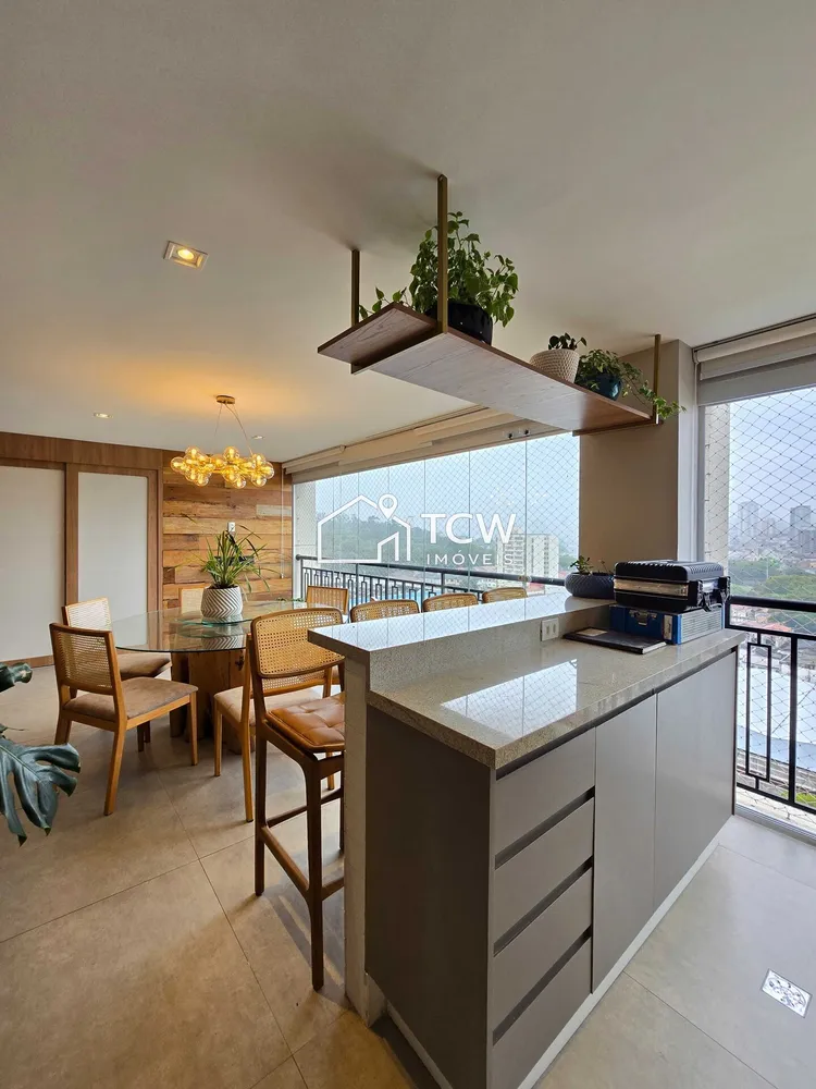 Apartamento, 3 quartos, 140 m² - Foto 1