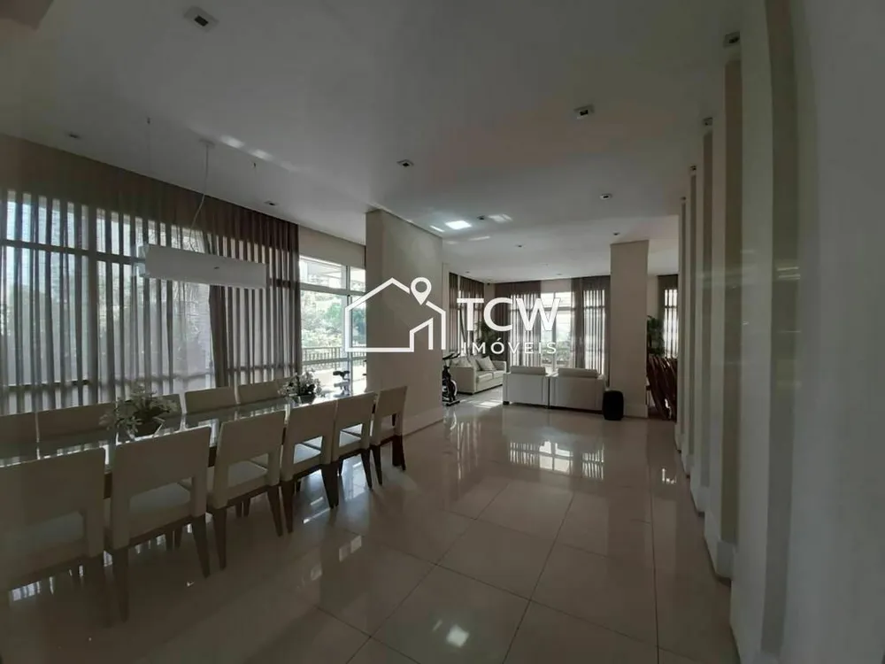 Apartamento, 3 quartos, 184 m² - Foto 2