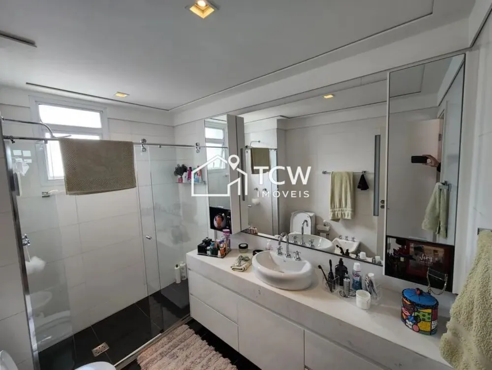 Apartamento, 3 quartos, 277 m² - Foto 1