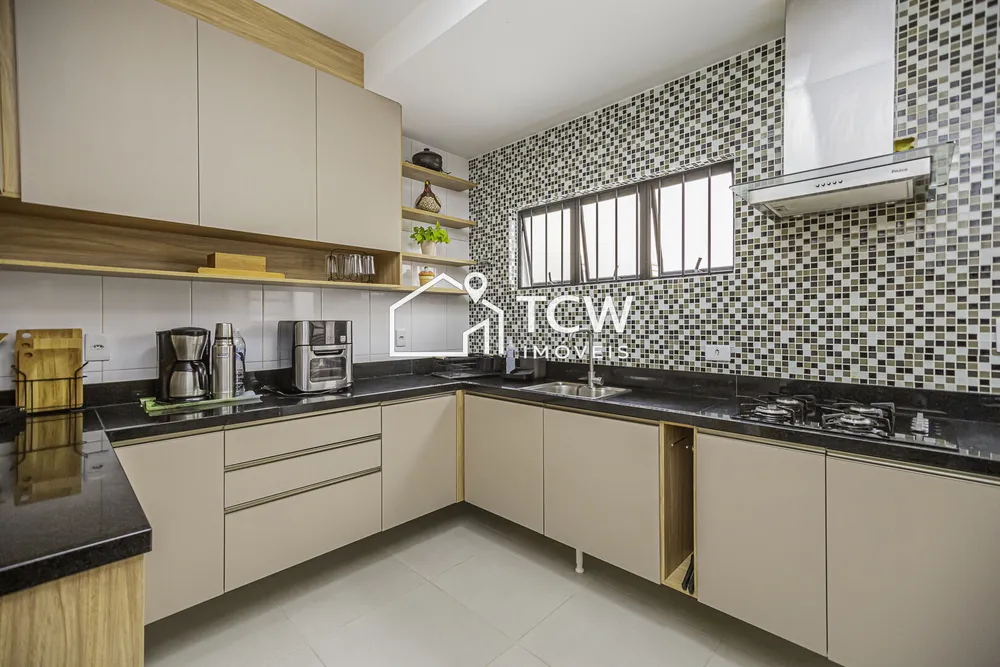 Casa, 5 quartos, 285 m² - Foto 2