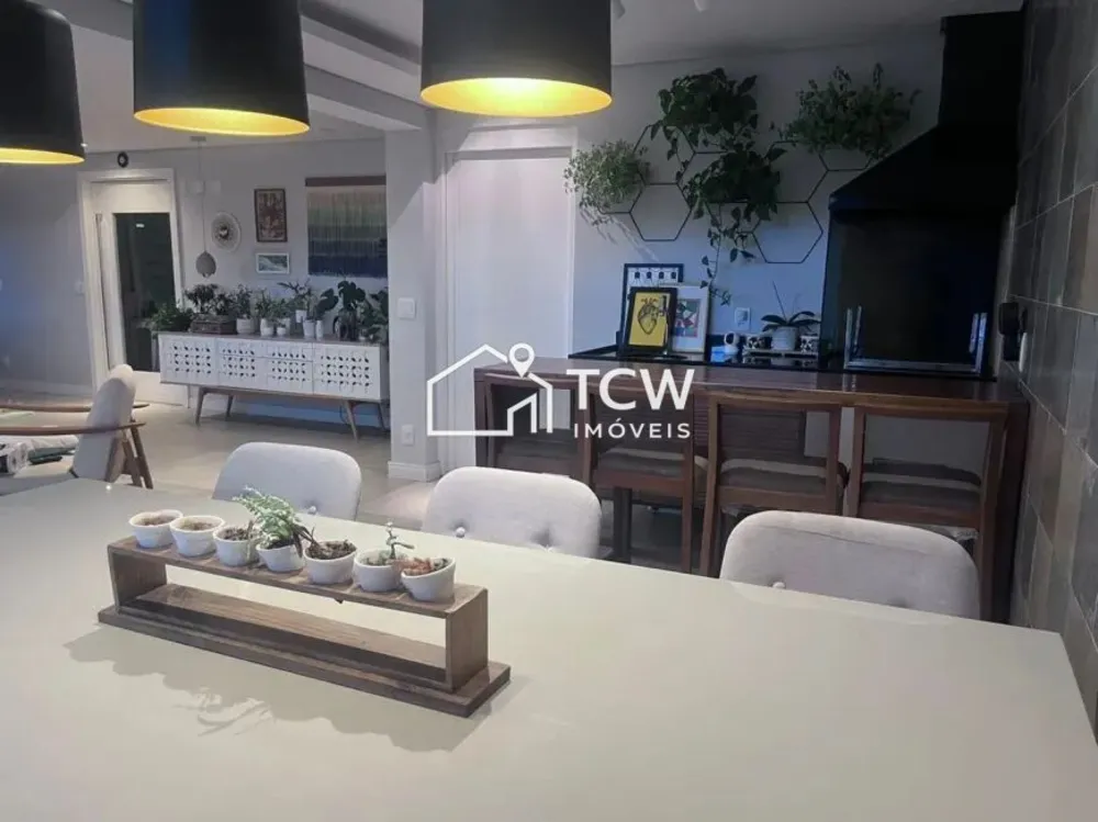 Apartamento, 3 quartos, 156 m² - Foto 2