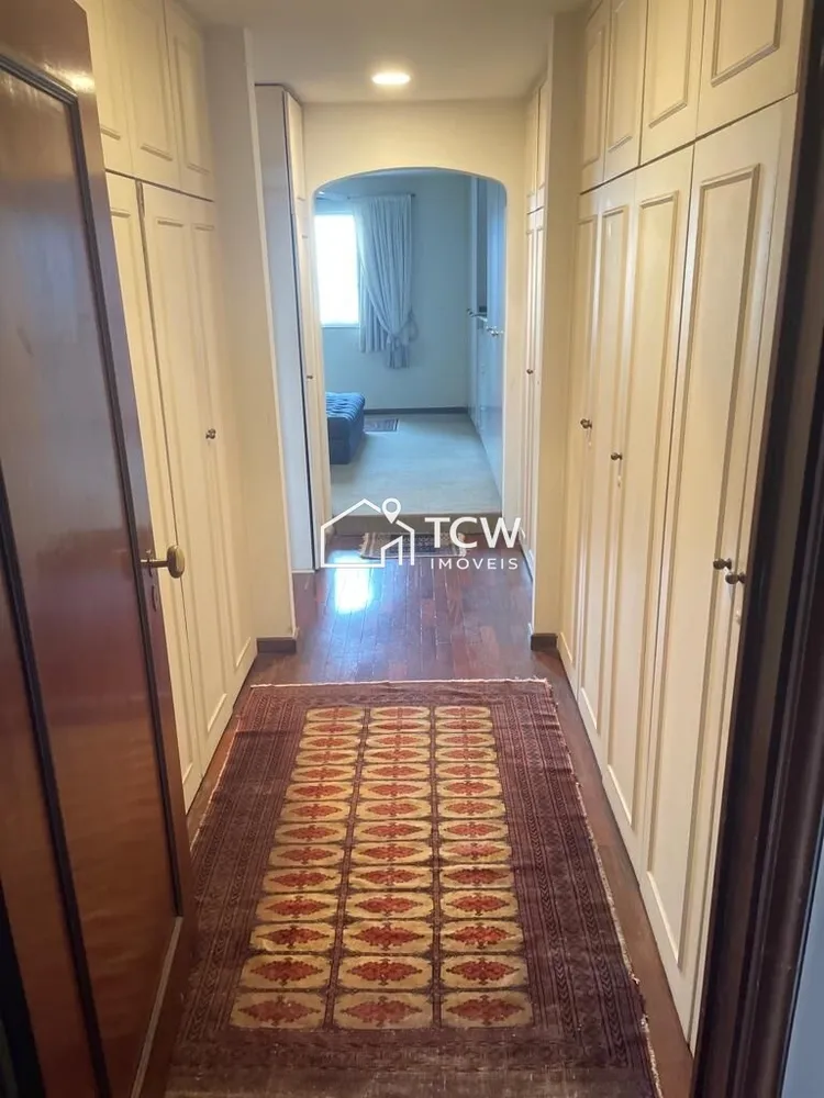 Apartamento, 3 quartos, 240 m² - Foto 2