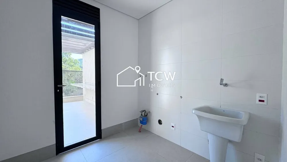 Cobertura, 3 quartos, 245 m² - Foto 3
