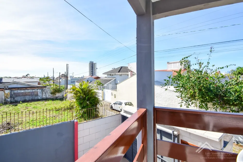 Casa, 3 quartos, 196 m² - Foto 1