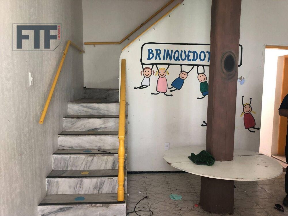 Casa, 10 quartos, 363 m² - Foto 10