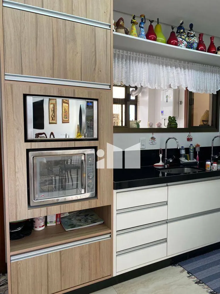 Apartamento, 4 quartos, 245 m² - Foto 14