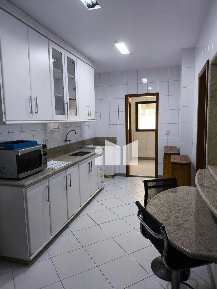 Apartamento, 3 quartos, 130 m² - Foto 1