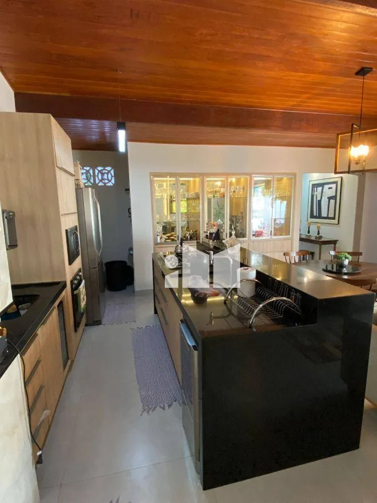 Casa, 3 quartos, 275 m² - Foto 2