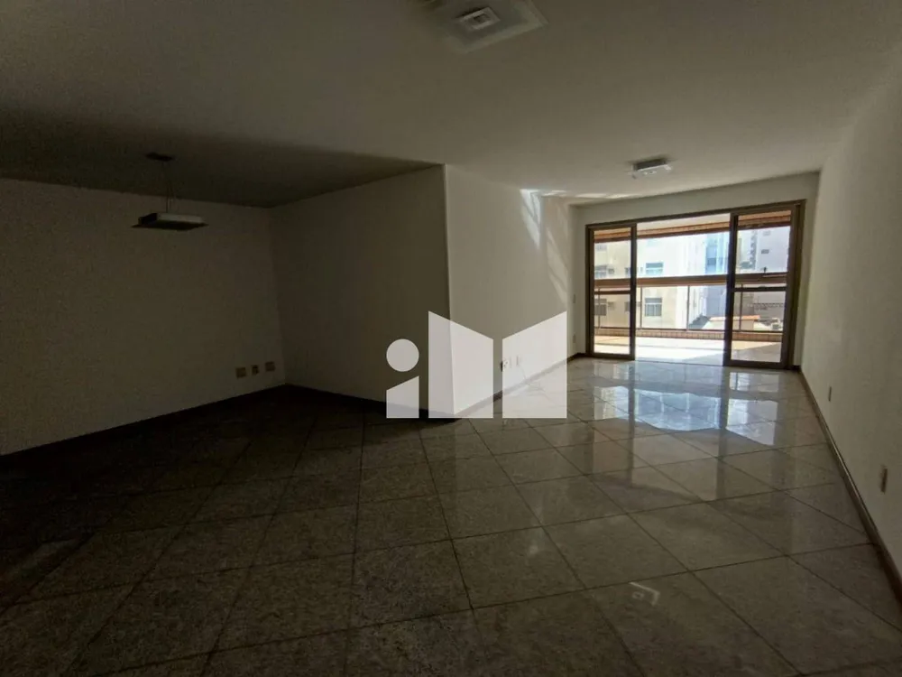 Apartamento, 3 quartos, 250 m² - Foto 1