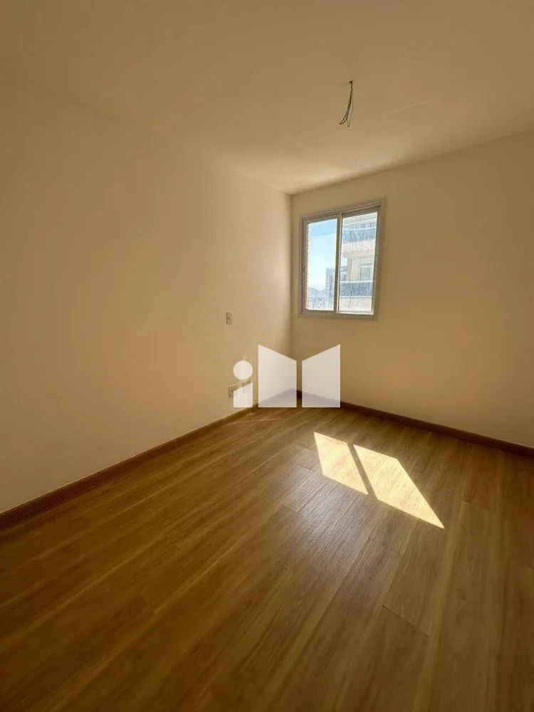 Apartamento, 3 quartos, 105 m² - Foto 2
