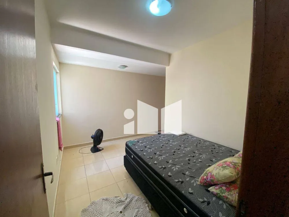 Casa, 3 quartos, 220 m² - Foto 4
