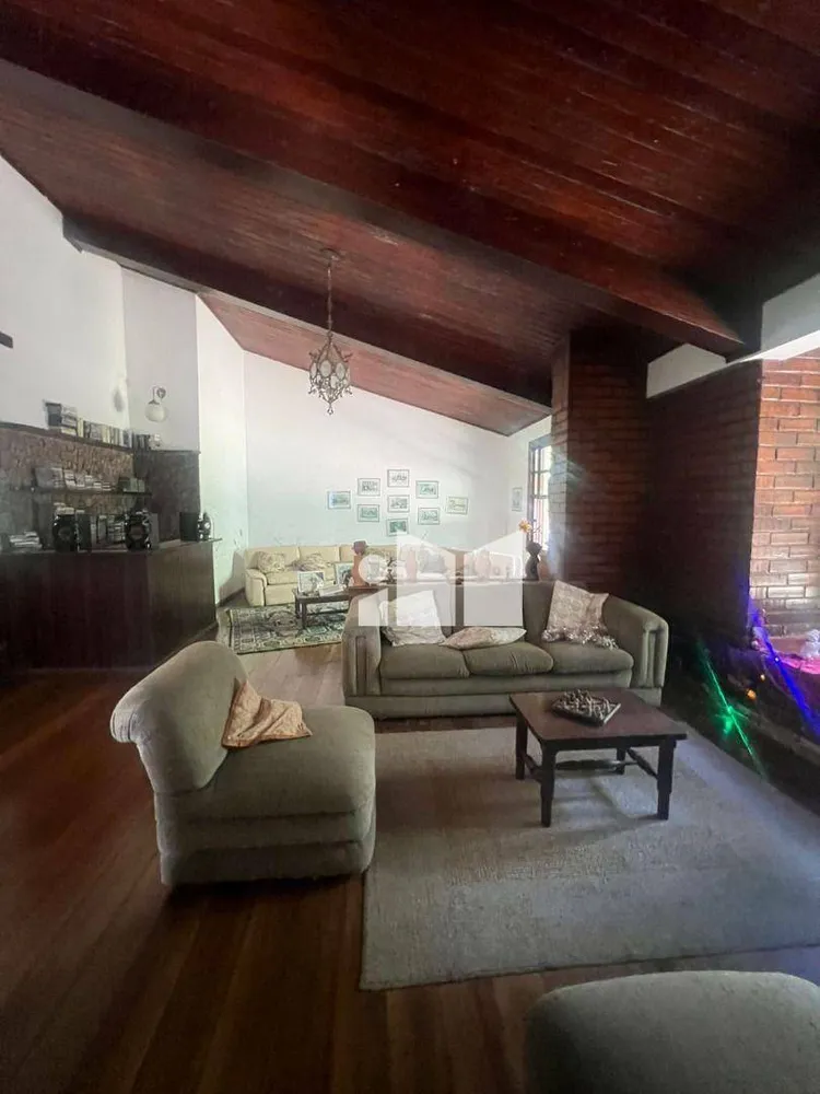 Casa, 5 quartos, 400 m² - Foto 1