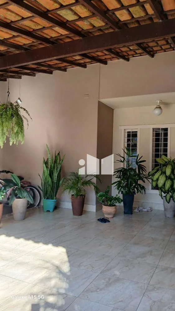 Casa, 3 quartos, 220 m² - Foto 2