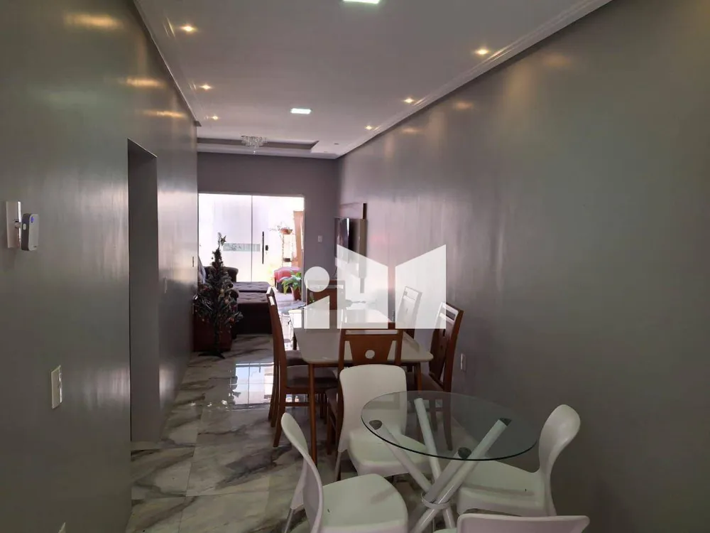 Casa, 3 quartos, 220 m² - Foto 2