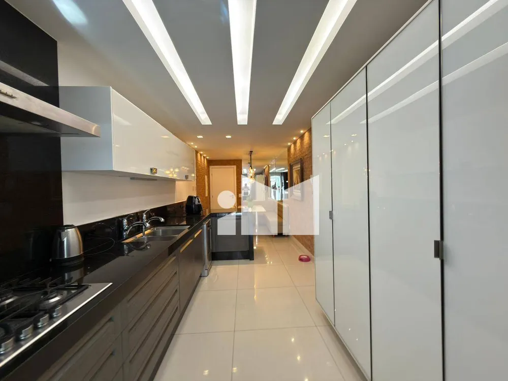 Apartamento, 4 quartos, 250 m² - Foto 13