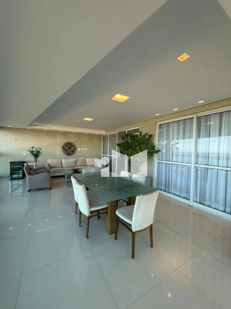 Apartamento, 4 quartos, 250 m² - Foto 1