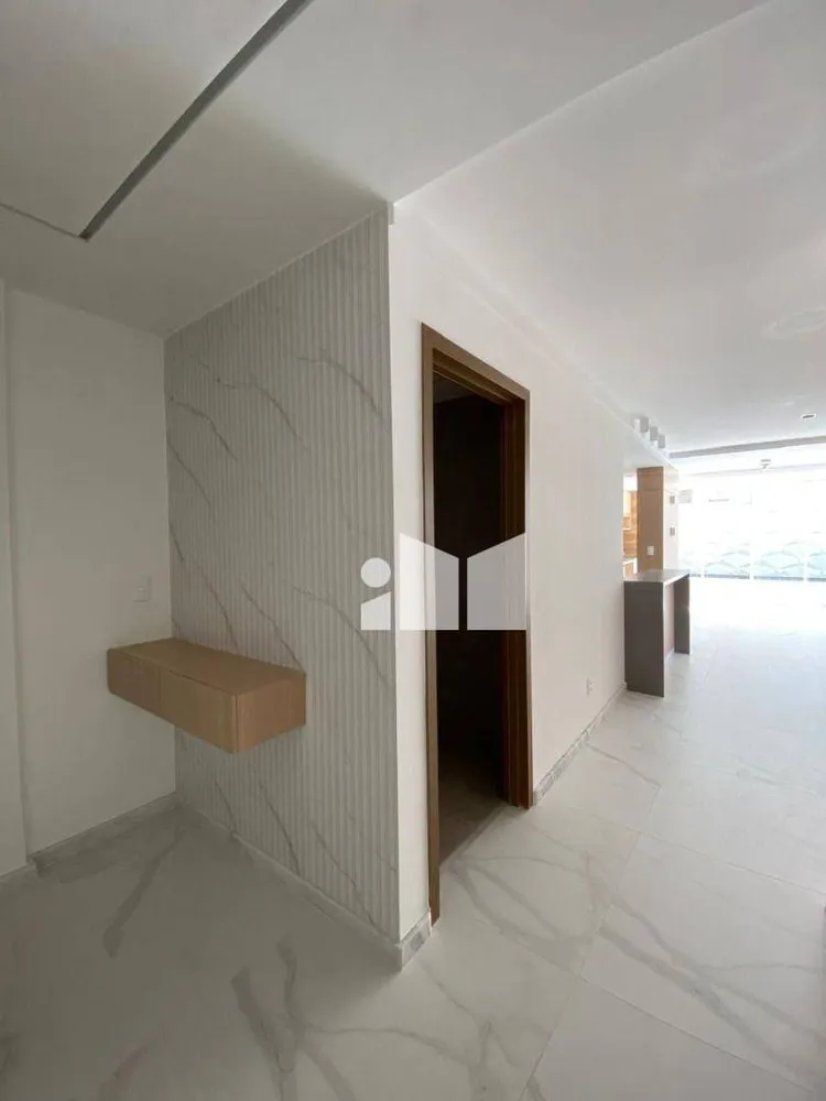 Apartamento, 3 quartos, 125 m² - Foto 2