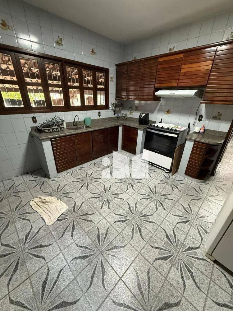 Casa, 5 quartos, 317 m² - Foto 3