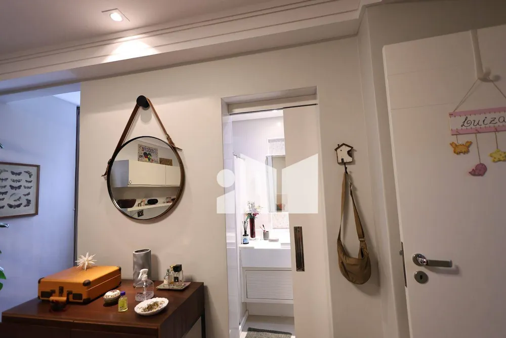 Apartamento, 3 quartos, 240 m² - Foto 10