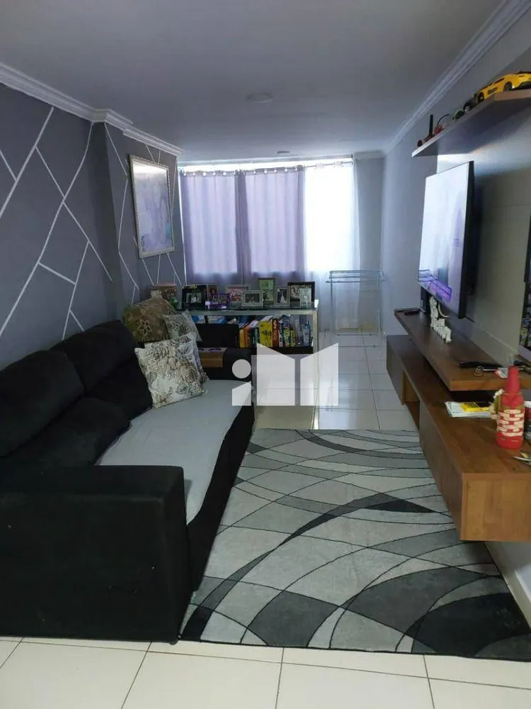 Apartamento, 3 quartos, 80 m² - Foto 2