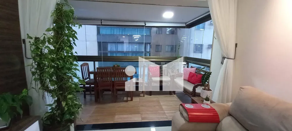 Apartamento, 3 quartos, 130 m² - Foto 1