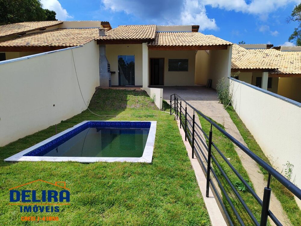 Casa à venda com 3 quartos, 105m² - Foto 3