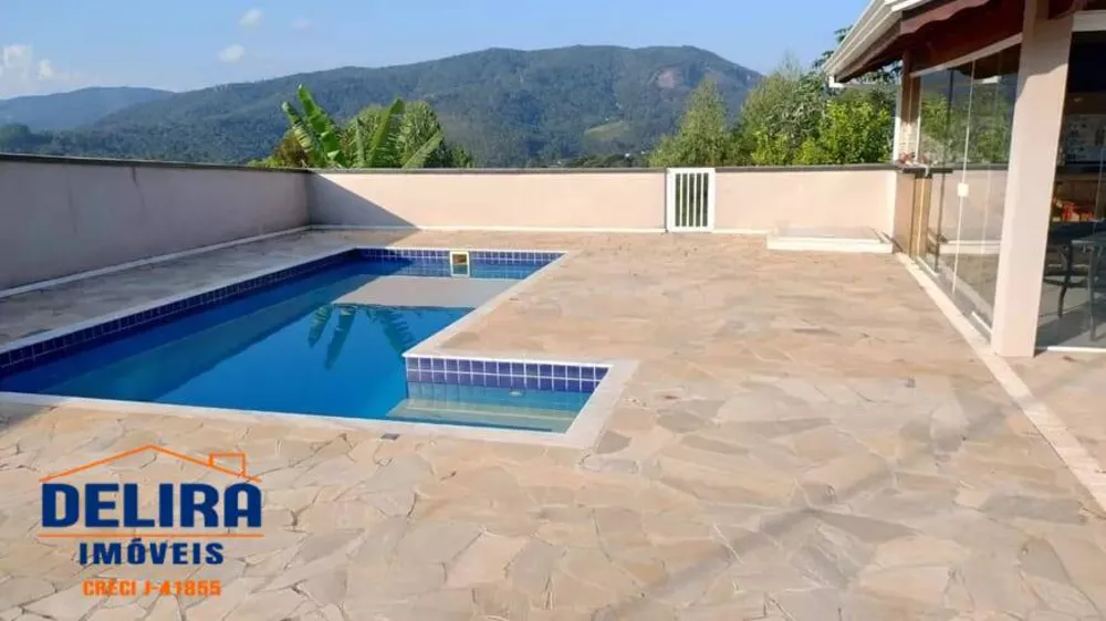 Casa à venda com 3 quartos, 350m² - Foto 8