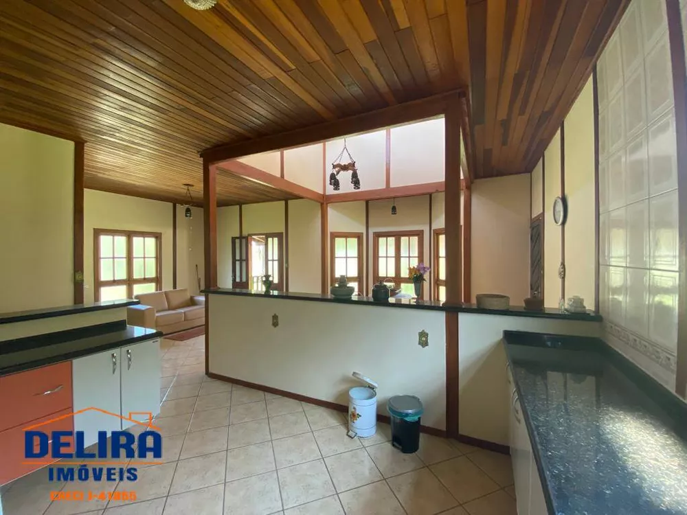 Fazenda à venda com 3 quartos, 200m² - Foto 9