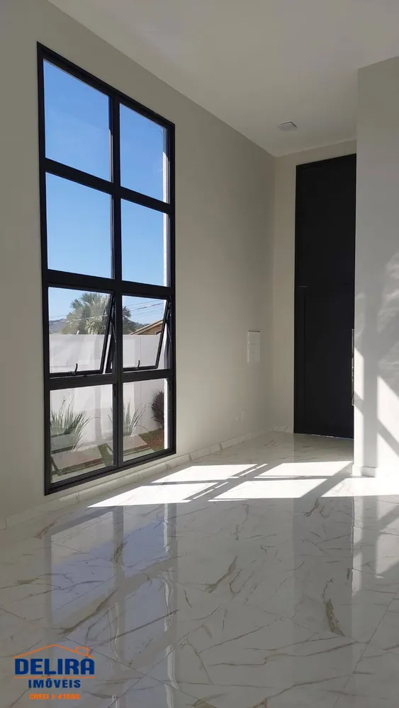 Casa, 3 quartos, 220 m² - Foto 1
