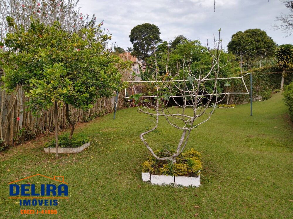 Chácara à venda com 5 quartos, 450m² - Foto 10