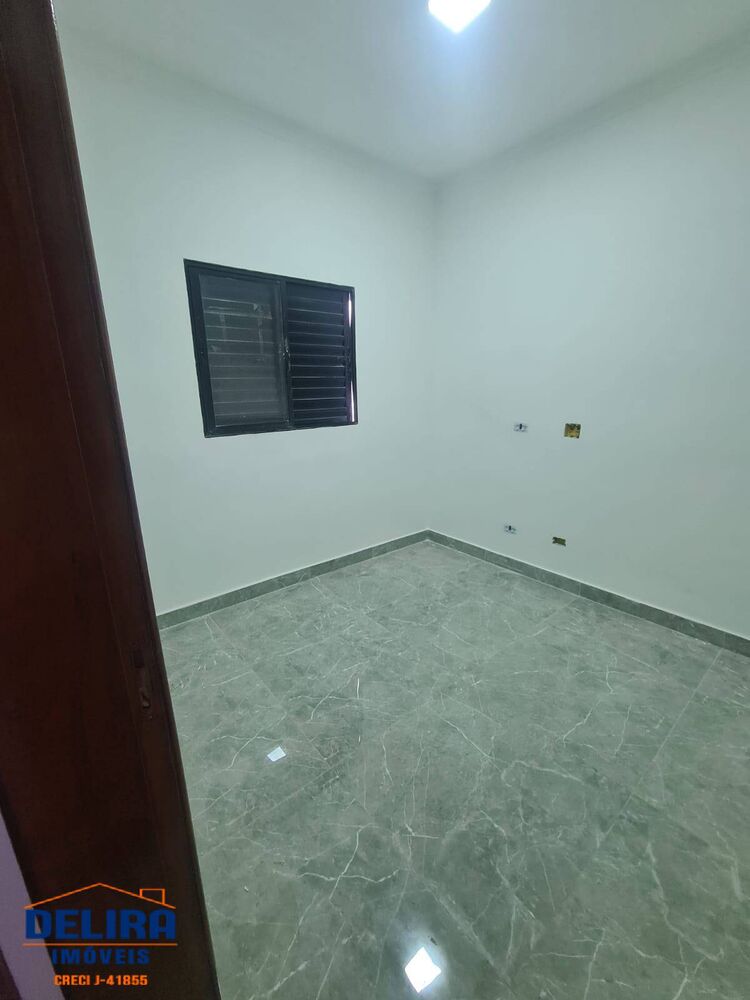 Casa à venda com 3 quartos, 113m² - Foto 3