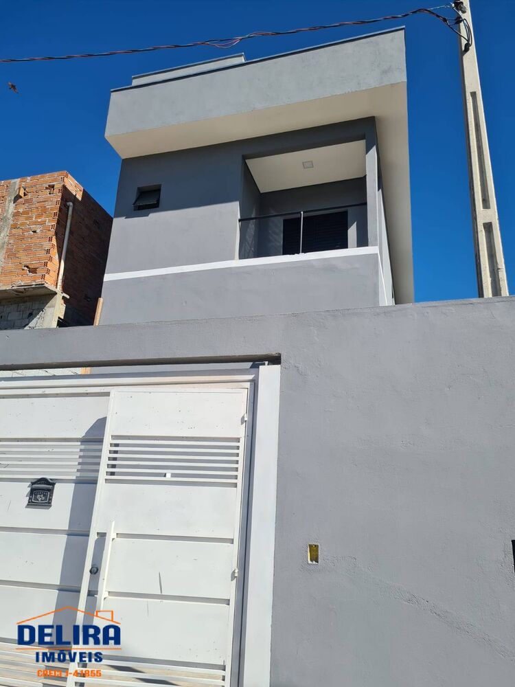 Casa à venda com 3 quartos, 113m² - Foto 1