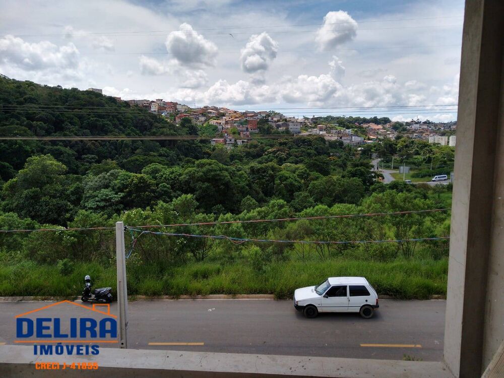 Casa à venda com 3 quartos, 113m² - Foto 4