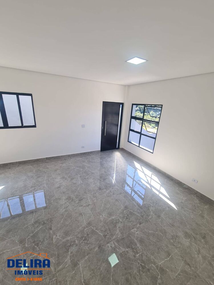 Casa à venda com 3 quartos, 113m² - Foto 2