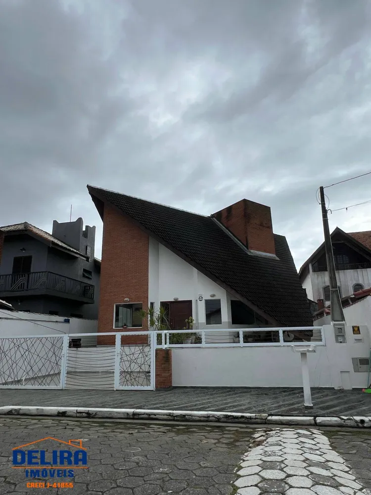 Casa, 3 quartos, 188 m² - Foto 1
