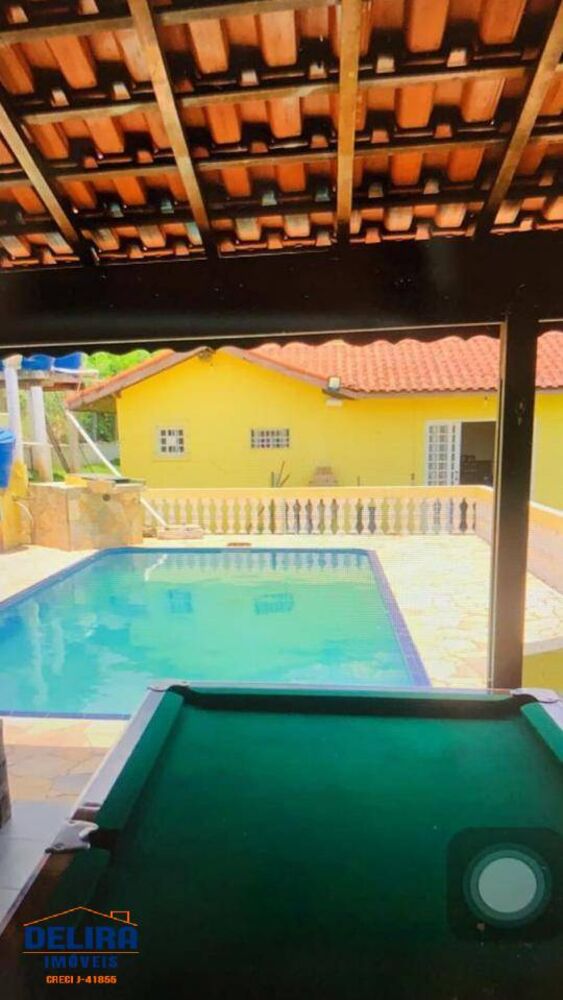 Chácara à venda com 2 quartos, 300m² - Foto 2