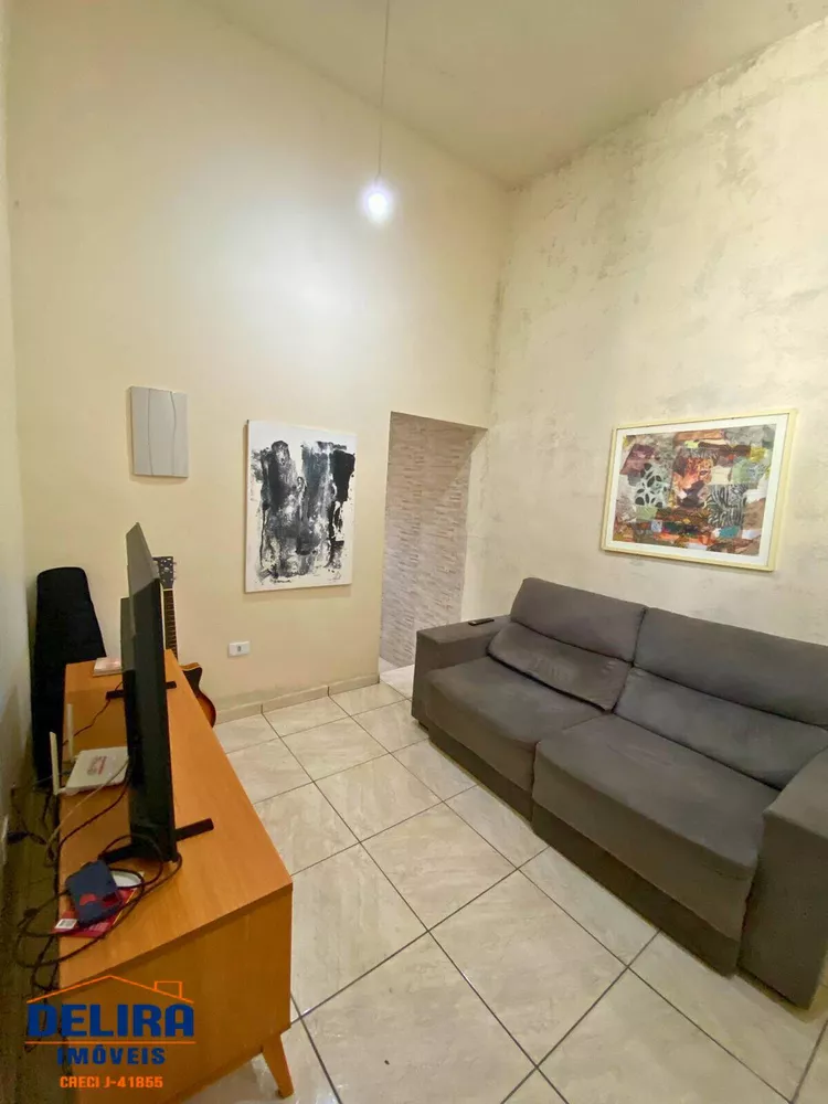 Casa à venda com 2 quartos, 80m² - Foto 13