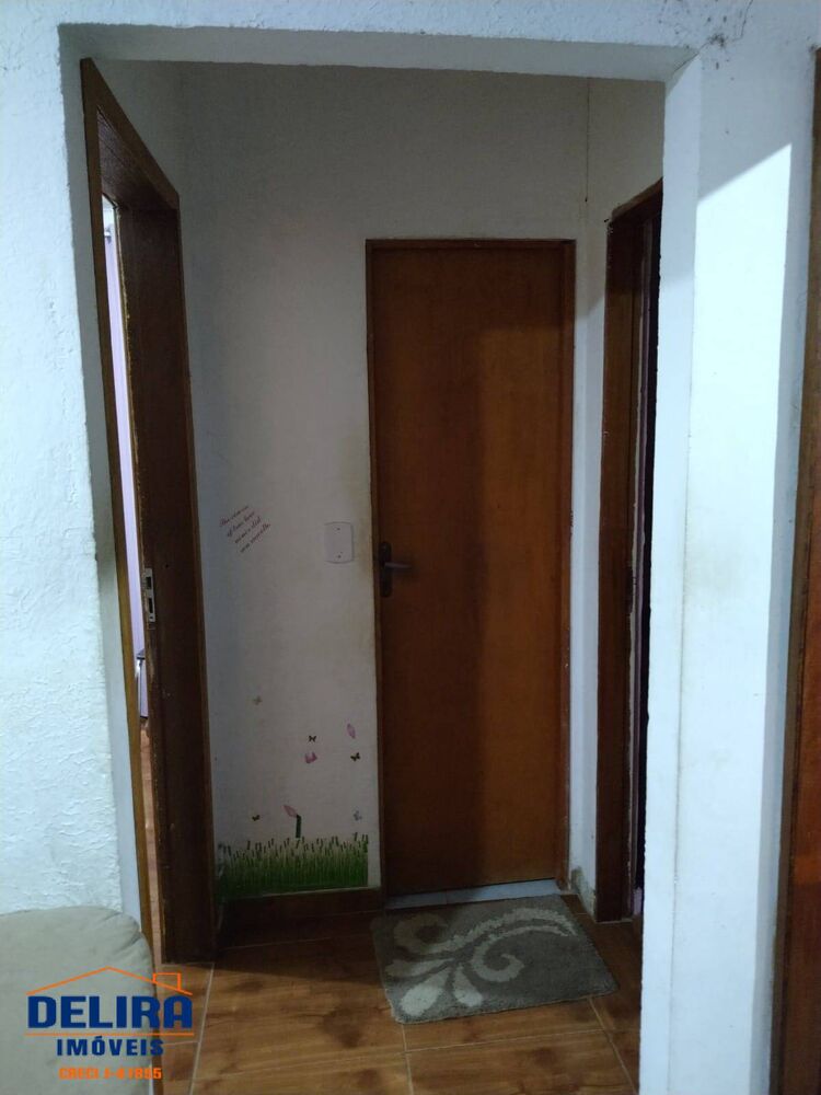 Casa à venda com 5 quartos, 167m² - Foto 8