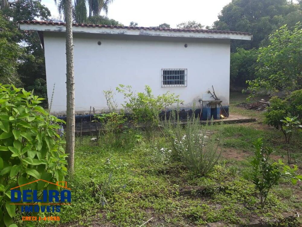Chácara à venda com 2 quartos, 100m² - Foto 9