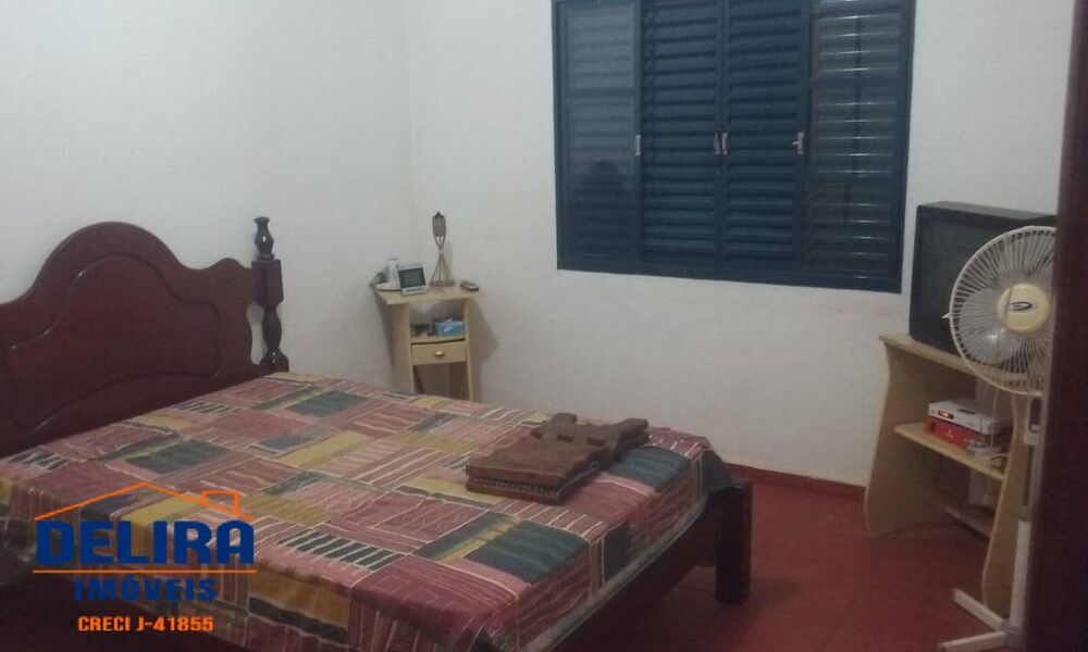 Chácara à venda com 2 quartos, 100m² - Foto 18