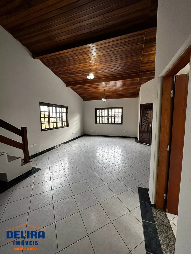 Casa à venda com 4 quartos, 200m² - Foto 19