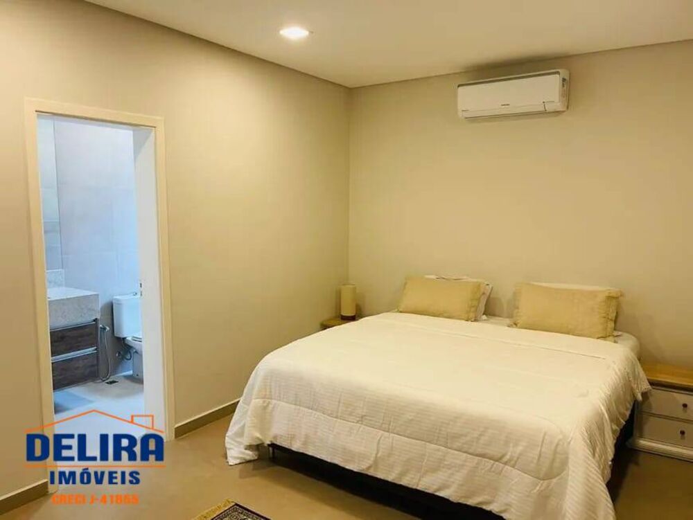 Casa à venda com 4 quartos, 333m² - Foto 2